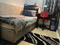 Camera Singola con Bagno in Comune