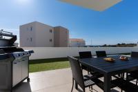 Top Hill - B&B Novalja