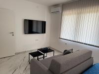 Nikos apartman - B&B