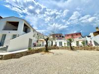 Il Borgo Apartments - Bed and Breakfast Bari Sardo