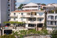 Apartment Dragicevic 5 with Garage - Ferienwohnung Budva