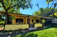 Casinha Amarela - anexo ao Camping Pé na Jaca - B&B Bonito
