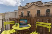 Piso Exclusivo con 5 Dormitorios en el Corazón de Tarragona - B&B Tarragona