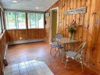 Nothing Fancy Older Pet Friendly Home near I 95 - B&B Georgetown