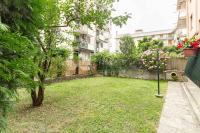 Comfort, sea, airport and private parking - B&B Genova