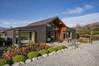 Eight On Jackson - Luggate Holiday Home - B&B Cromwell