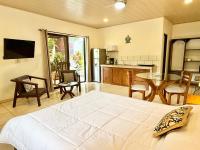 One-Bedroom Apartment with Garden View