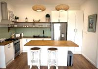 The Summer Cottage - B&B Orange