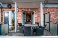 "Ferienhaus Viereck" - inkl. Bettwäsche, Handtücher und Strandnähe - idealer Wohlfühlort für Familien und Wassersportler - B&B Rettin