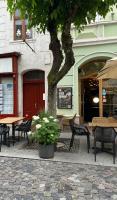 Apartmán POD HRADOM - Bed and Breakfast Trenčín