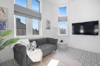 The Family Nest – 3-Bed Apartment with Parking - B&B Cardiff