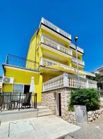 Villa Katja - Apartment Red - B&B Cirquenizza