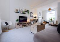 3 Bed Modern Cottage near Hiking Trails & Parks - B&B Llwynypia