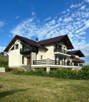 Villa Summit Bliss - Bed and Breakfast Gura Humorului