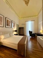 King Room with Spa Bath