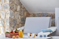 Orabel Suites Santorini (Adults Only) - Chambres d'hôtes Perivolos