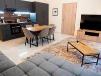 Chic Budapest Retreat with Central Charm - B&B Budapest