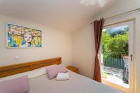 Appartamento con 2 Camere da Letto e con Vista Montagna