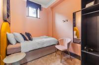 Single Room with Private Bathroom