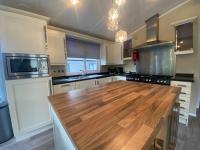 C02 - The Monaco with Hot tub - Ferienwohnung Bethesda