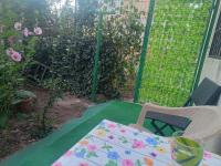 Apartament 2 camere Mangalia, parter-gradinita, 5 min de Portul Turistic - Chambres d'hôtes Mangalia