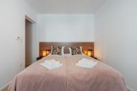 Klassisches Apartment mit 1 Schlafzimmer und Kingsize-Bett