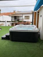 Rural getaway ideal for outdoor activities with jacuzzi - Bed and Breakfast El Peral