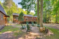 Sandy Beach, Fun Games and Barn Lake Lure Gem! - B&B Lake Lure