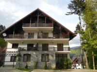 Relaxing Balcony Apartment - B&B Sinaia