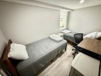 Super Amazing Place To Stay Near Downtown! Free Parking - B&B