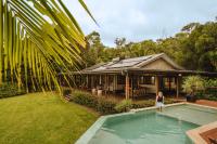 Port Douglas Alamanda Estate w Ocean Views & Pool - Ferienwohnung Craiglie