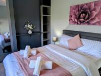 Countryside Gem, 3BR, parking, nr JCB Alton Towers - B&B Stowe