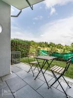 Voll ausgestattetes und möbliertes Apartment mit Einzelbetten - Küche - WLAN - Terrasse - B&B Bad Vilbel