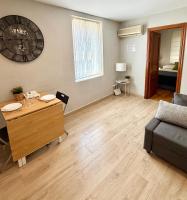 Appartamento con 2 Camere da Letto e Balcone