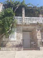 Pet Friendly Apartment Ground Floor - B&B Petrovac na Moru