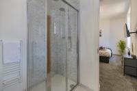 Coastal Residence - Central - 2 Beds - Contractors - B&B Eastbourne
