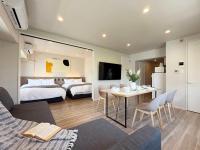 Grandeur - Family-Sized Apt Near Peace Park with River View - Bed and Breakfast Hiroshima