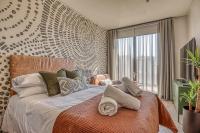 Modern One Rosebank Studio Apartment 456 - B&B Johannesburg