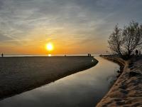 1st floor, 2 bedrooms apartment, Center, private parking, terrace, 7min to the sea - Chambres d'hôtes Palanga