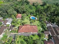 Rumah Senang Guest House - B&B Kalibaru