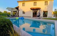 Villa Maya by Villas Guide - B&B