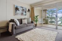 Manly Beachfront Retreat with Harbour Views - Ferienwohnung Sydney