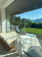 Traumsee Lodge am Traunsee in Gmunden mit 180 Grad See- und Traunsteinblick - Chambres d'hôtes Gmunden