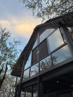 Veni Vidi Amavi Luxury Safari Treehouse Modern Luxe with Private Pool Deck No Neighbours Fence Facing - Chambres d'hôtes Marloth Park