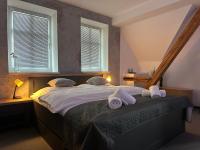 Three-Bedroom Deluxe Apartment