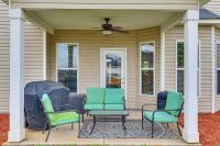 Spacious Family Home w/ Patio in Graniteville! - Ferienwohnung Graniteville