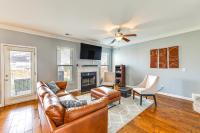 Spacious Family Home w/ Patio in Graniteville! - Ferienwohnung Graniteville