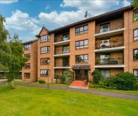 An immaculate 3 bedroomed apartment in Edinburgh's southside ideal for the festival - B&B
