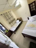 Chambre Lits Jumeaux avec Salle de Bains Privative