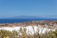 FAMILY HOME WITH POOL AND SEA VIEW by LoveTenerife - Chambres d'hôtes Adeje